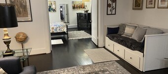 Spacious, Quiet, Peaceful One Bedroom Retreat -10 mins from UOP,  Lodi Wineries!