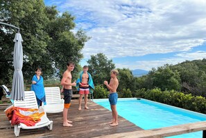 Piscine extérieure