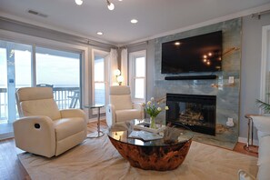 TV, fireplace, offices