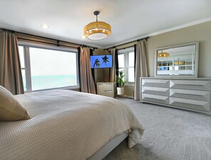 4 habitaciones, tabla de planchar con plancha, wifi y ropa de cama 