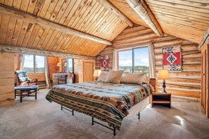 4 bedrooms, desk, iron/ironing board, travel cot