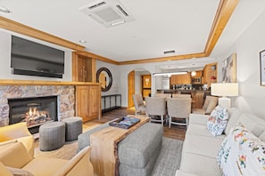 TV, fireplace - 2 Bed Suite at the Gravity Haus Vail - Hot Tub, Sauna, Fitness (Vail)