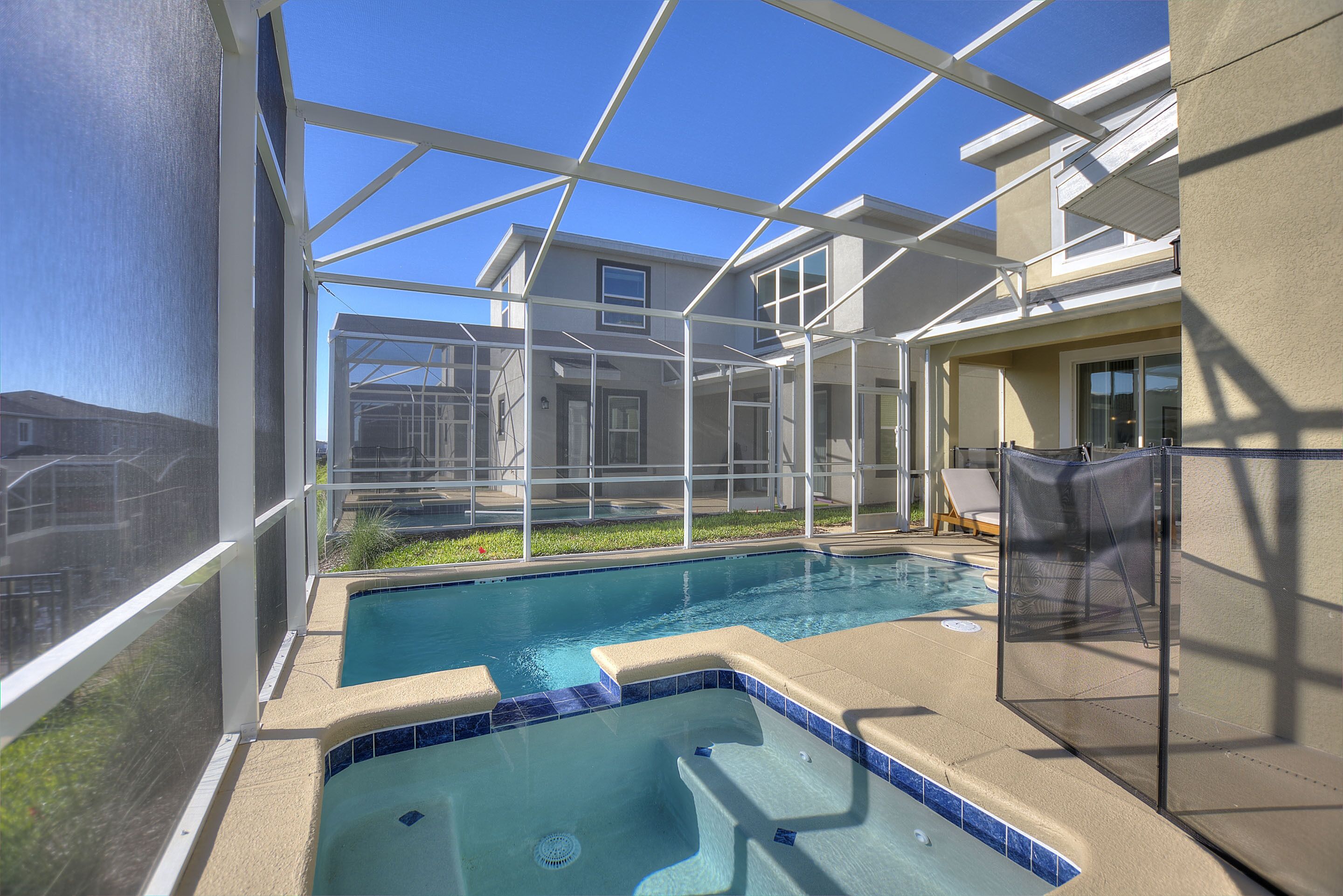 5 Bedroom Oasis with Pool, Spa and FREE Resort Amenities