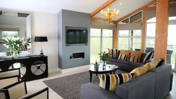 Apartment, 1 Bedroom | Interior