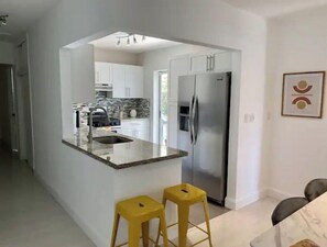 Coffee/tea maker, toaster, blender, paper towels