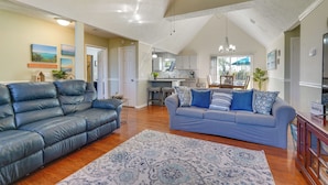 Unclassified image, 3 of 36, button - Southport Getaway w/ Private Pool ~ 15 Mi to PCB! (Southport)