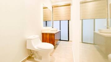 Family Condo | Bathroom | Shower, towels