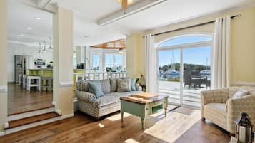 Smart TV, fireplace, video games, books