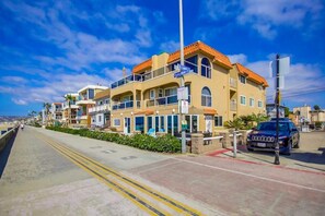 Exterior - Oceanfront Luxury, Large Patio, All Glass, Garage (San Diego)