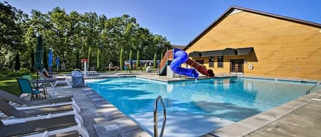Piscine couverte, piscine extérieure