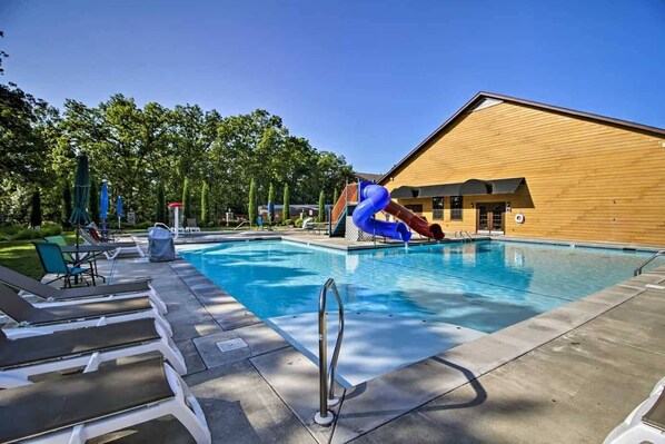 Indoor pool, outdoor pool