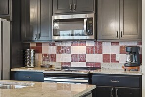 Fridge, microwave, oven, stovetop - Lakeview Retreat with Theater, Arcade, Poker Table, Hot Tub and Pool (Branson)