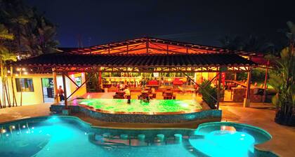 Arenal Backpackers Resort