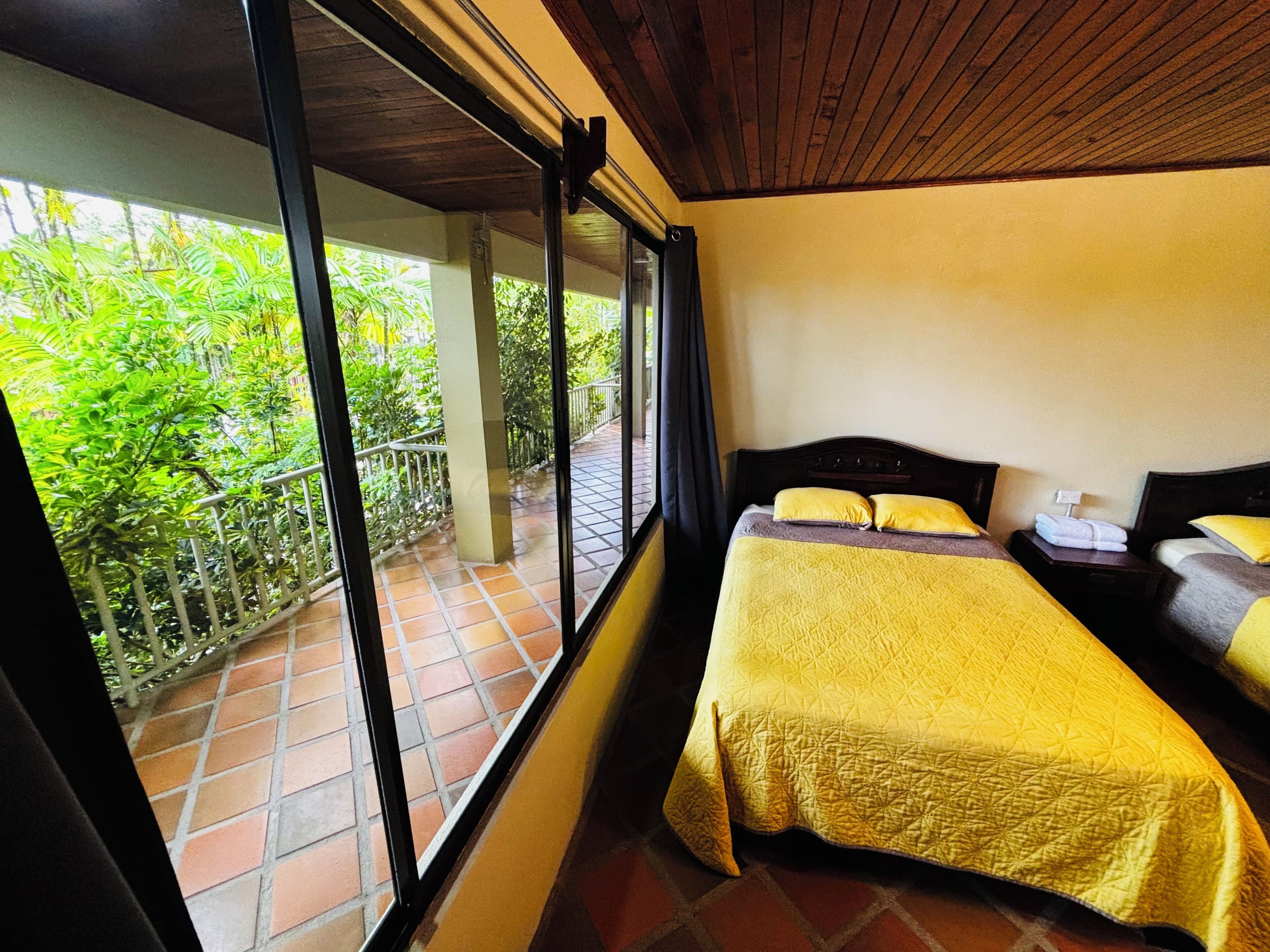 Photo - Arenal Backpackers Resort