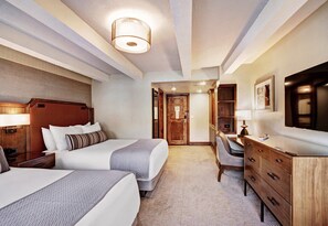 1 Schlafzimmer, Allergikerbettwaren, Zimmersafe, Bügeleisen/Bügelbrett