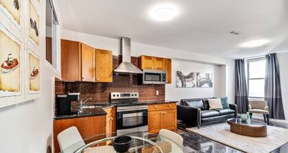 Amazing 2BD Steps From the Convention Center