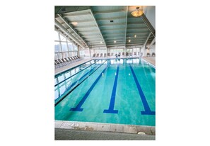 Piscina interna, piscina externa