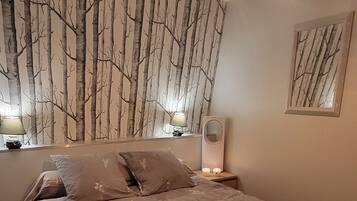 2 sovrum, strykjärn/strykbräda, gratis wi-fi och sängkläder