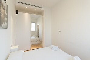 1 bedroom, iron/ironing board, internet, bed sheets - Arena Apartment - Via Arena 1 (Milano)