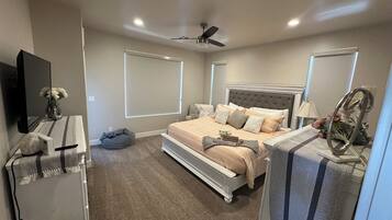 4 bedrooms, iron/ironing board, free WiFi, bed sheets