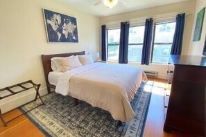 2 habitaciones, tabla de planchar con plancha, wifi y ropa de cama 