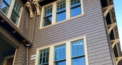 Historic Downtown Flat, No. 3