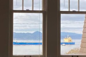 Interior - Historic Downtown Flat, No. 1 (Astoria)