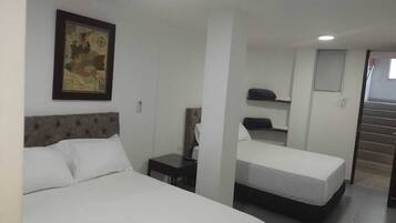 Standard Twin Room | Free WiFi