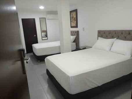 Standard Twin Room | Free WiFi