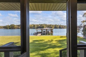 Property grounds - Lake Martin Getaway- lake front- sleeps 24 (Equality)