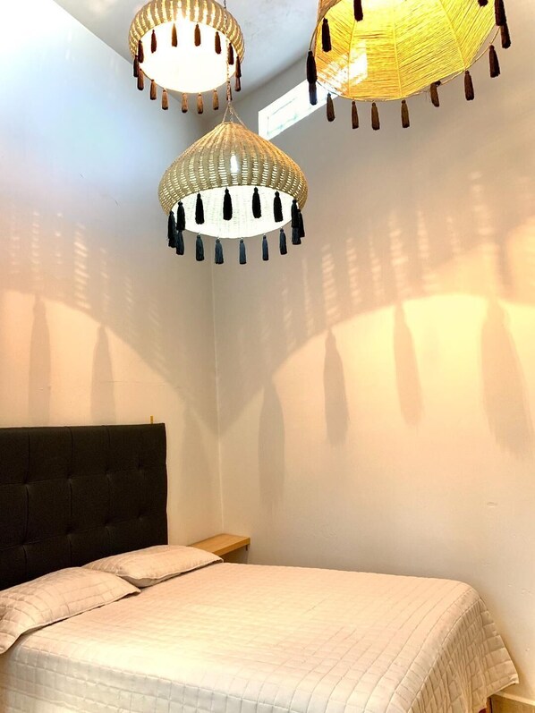 4 Schlafzimmer, Schreibtisch, kostenloses WLAN, BettwÀsche