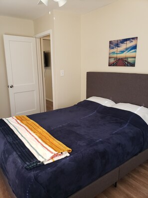 2 camere, ferro/asse da stiro, Wi-Fi gratuito, lenzuola