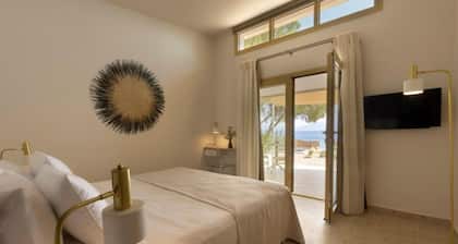 Romantic Double Room with Sea View