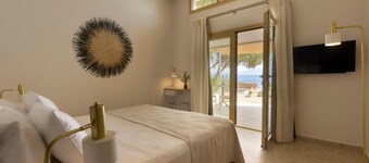 Romantic Double Room with Sea View