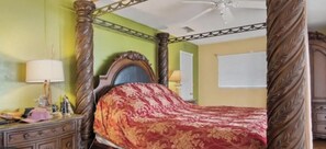 Iron/ironing board, free WiFi, bed sheets