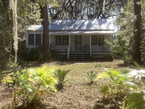 Juniper Cottage — In the Heart of Old Florida