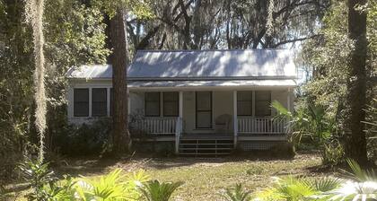 Juniper Cottage — In the Heart of Old Florida