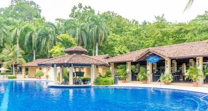 Amazing Ocean Views: Luxury Apartment @ Los Sueños