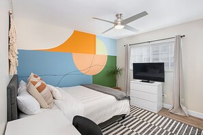 2 bedrooms, desk, iron/ironing board, travel crib