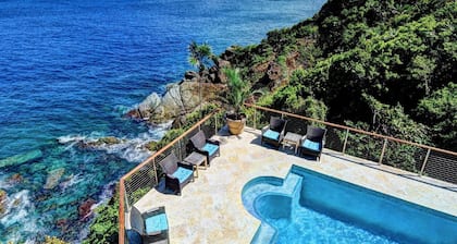 Luxury 5 Bedroom Ensuite Ocean Front Villa with Pool with Stunning Views at Villa Sorriso