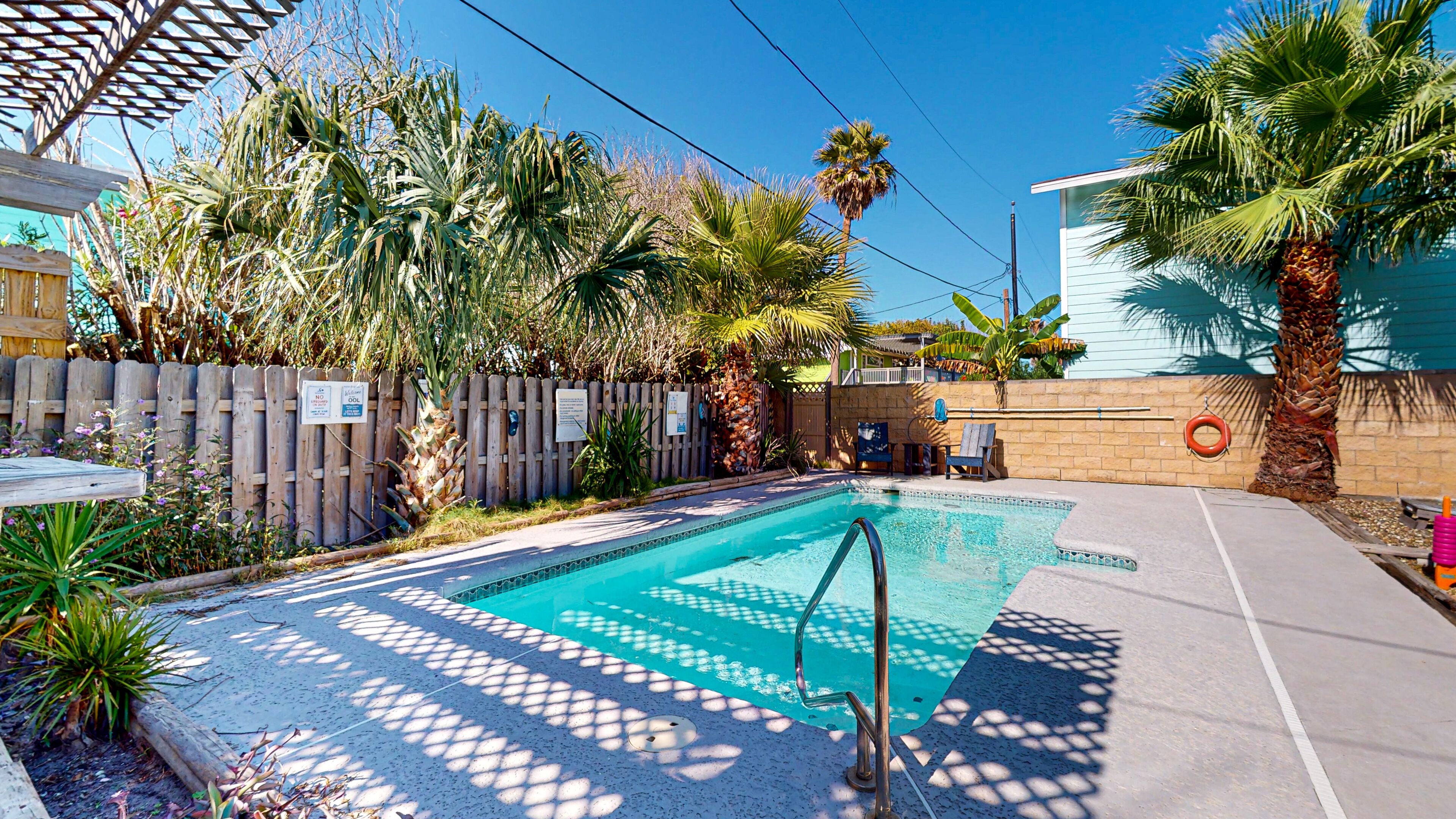 SE1412 Oasis Beach House with a Private Pool, Amazing Outdoor Living Area and Golf Cart Included!