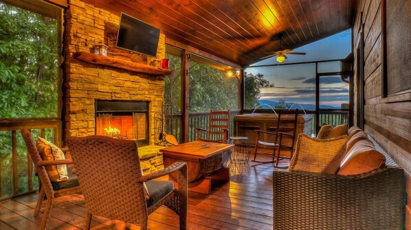 تلفزيون، مدفأة