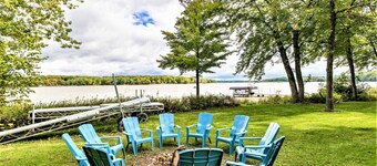 Pet-Friendly Mosinee Retreat w/ Private Dock!