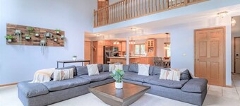 Pet-Friendly Mosinee Retreat w/ Private Dock!