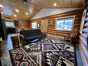 奢華小屋, 2 間臥室, 廚房, 花園景觀 | 起居區