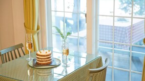 Basic-rum - 1 sovrum (102(with Pet,1st floor)) | 1 sovrum och gratis wi-fi