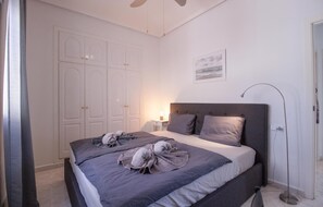 4 bedrooms, iron/ironing board, travel cot, free WiFi