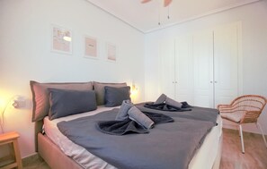 4 Schlafzimmer, Bügeleisen/Bügelbrett, Reisekinderbett, kostenloses WLAN