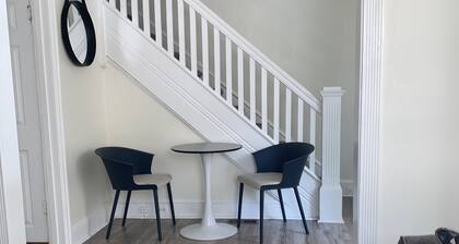 Super cute 3 bedroom remodeled townhouse near downtown Wilmington