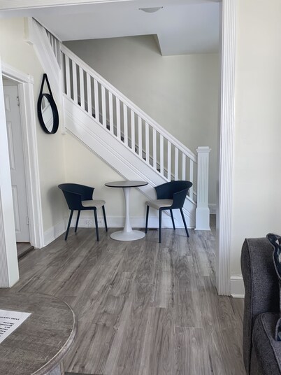 Super cute 3 bedroom remodeled townhouse near downtown Wilmington